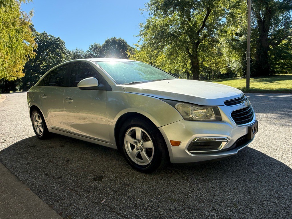 2016 Chevrolet Cruze Image 4