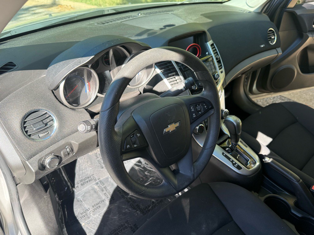 2016 Chevrolet Cruze Image 13