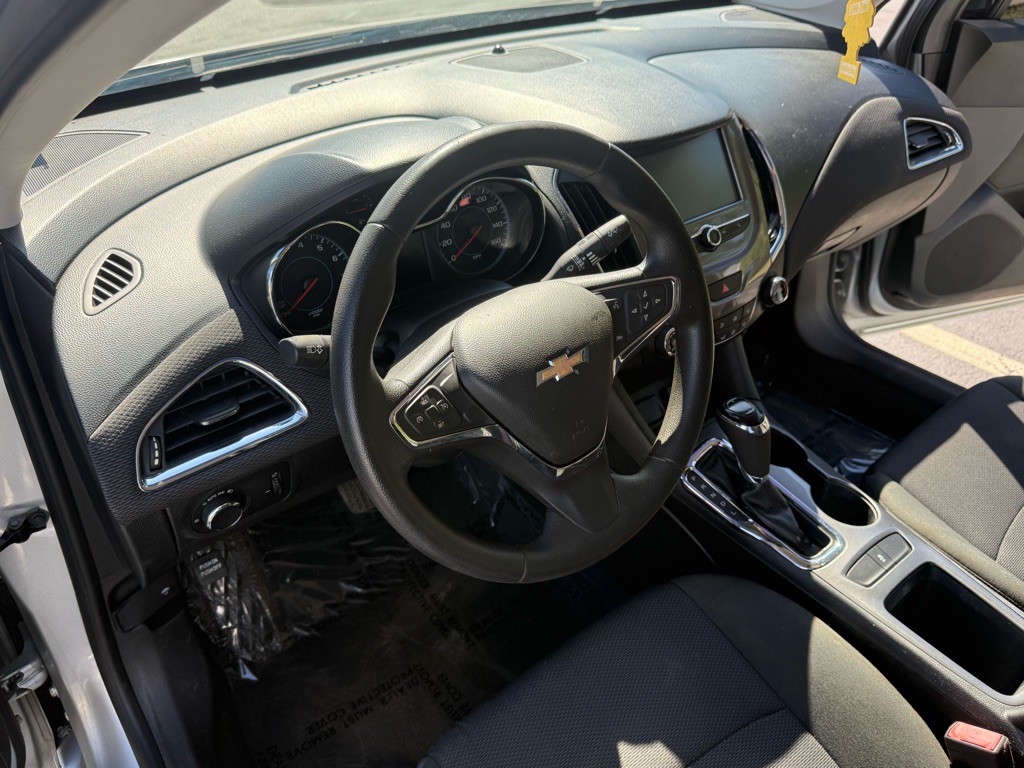 2017 Chevrolet Cruze Image 13