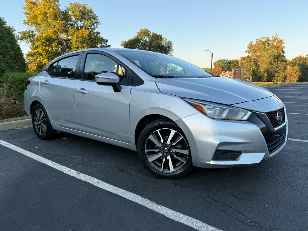 2021 Nissan Versa Image 24