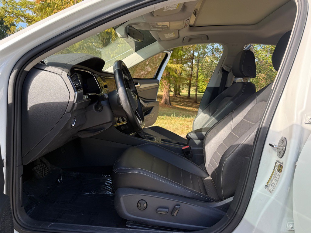 2023 Volkswagen Jetta Image 7