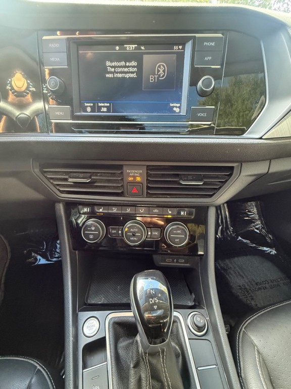 2023 Volkswagen Jetta Image 15