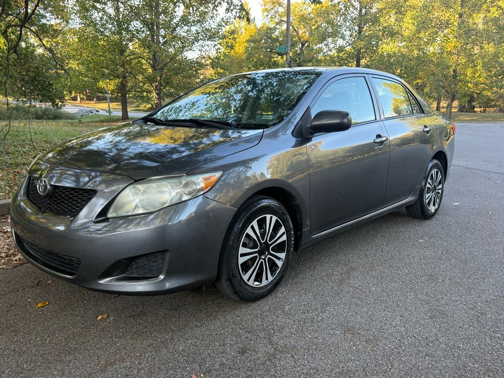 2010 Toyota Corolla Image 1