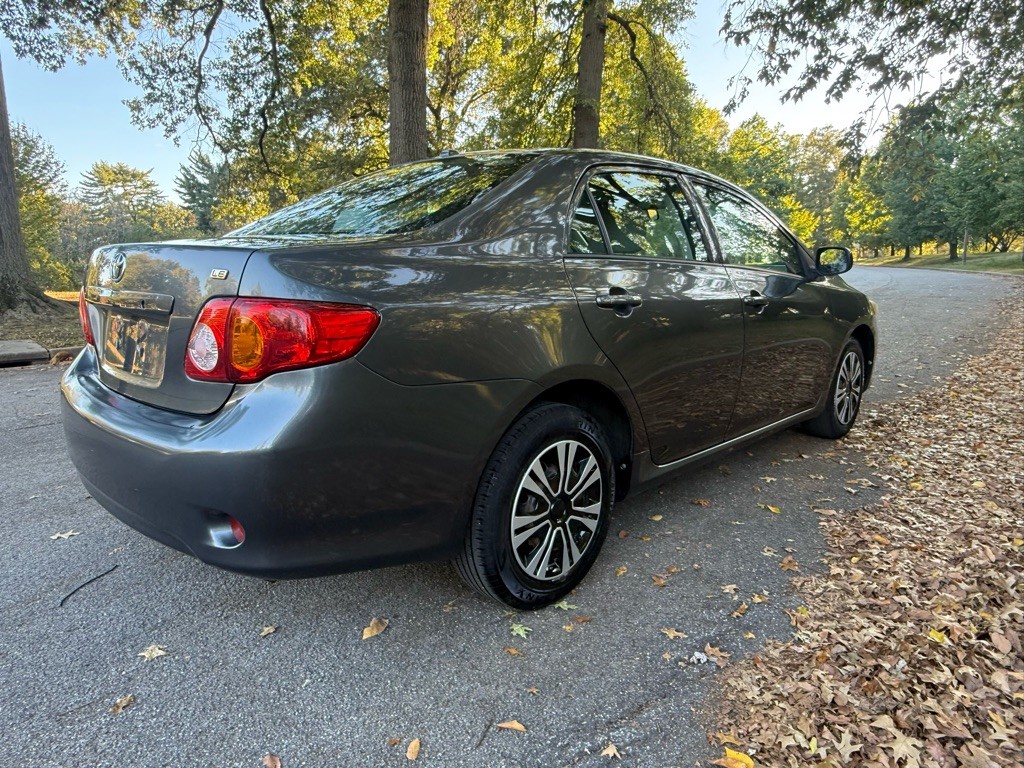 2010 Toyota Corolla Image 9