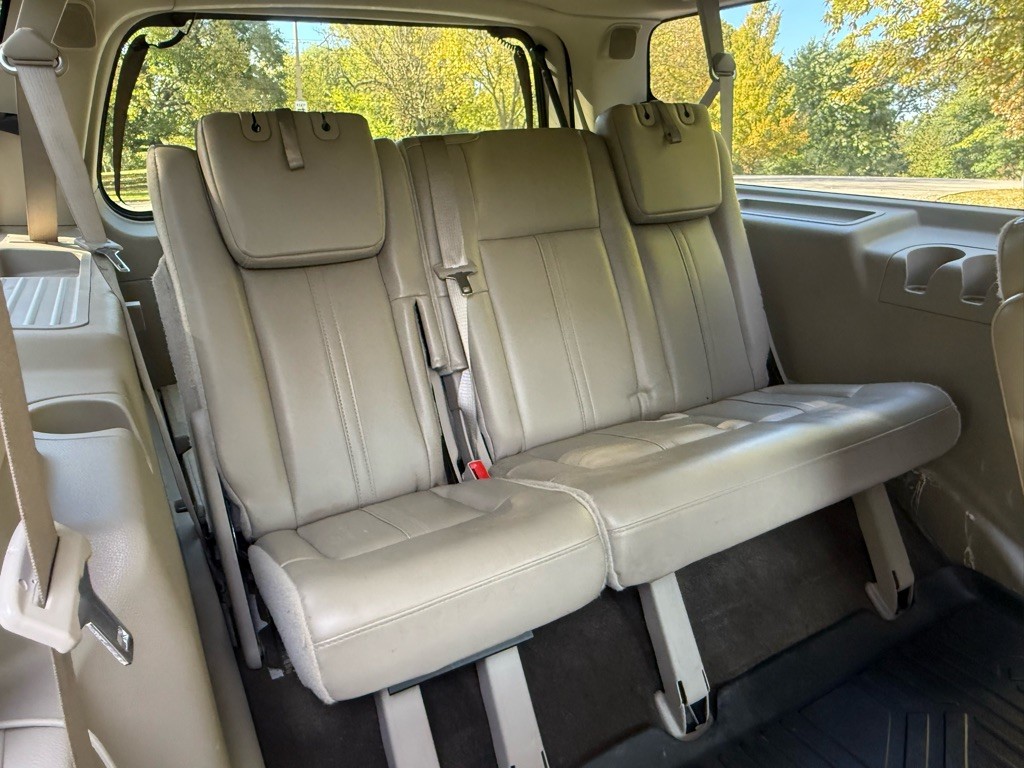 2016 Lincoln Navigator Image 21