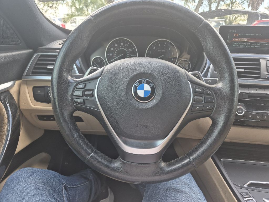 2017 BMW 3 Series Image 13