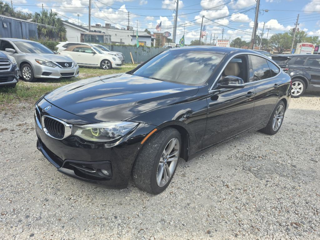 2017 BMW 3 Series Image 17