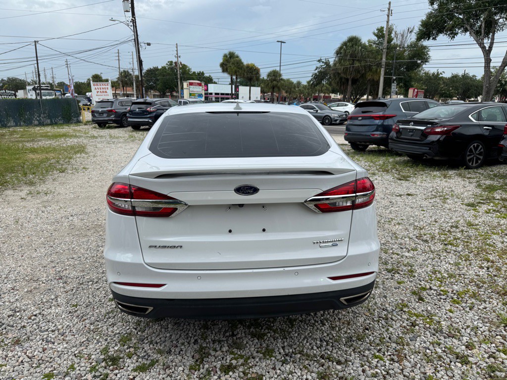 2020 Ford Fusion Image 4