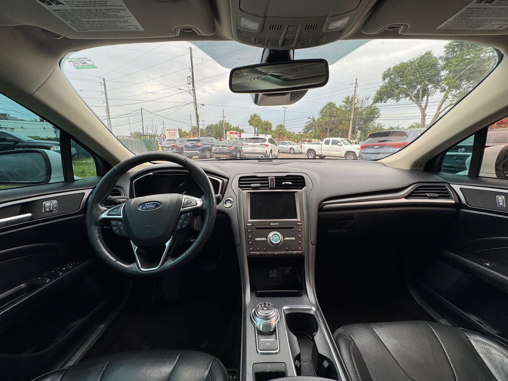 2020 Ford Fusion Image 7