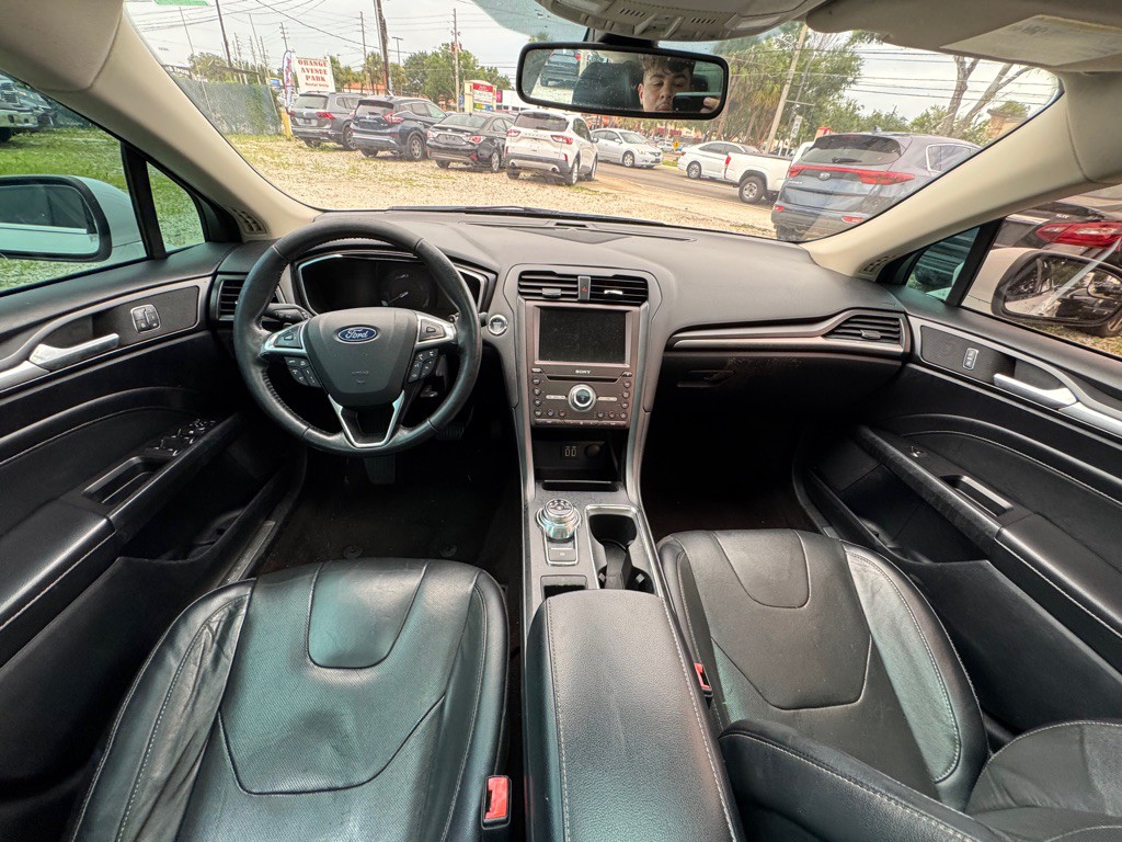 2020 Ford Fusion Image 8