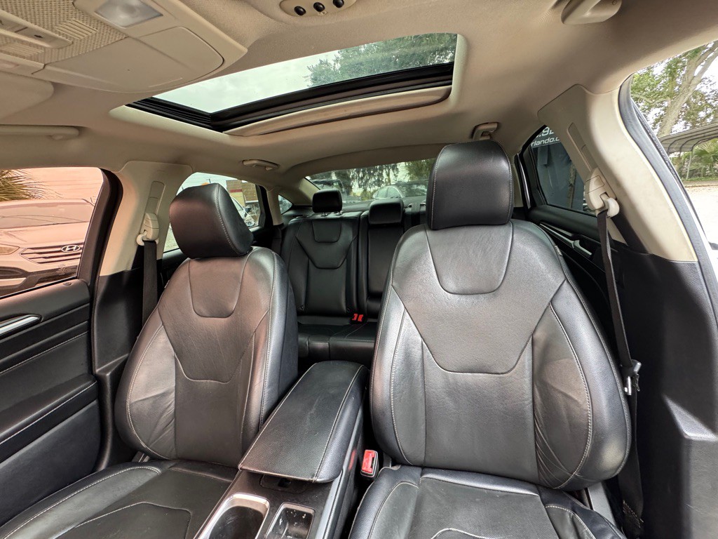 2020 Ford Fusion Image 10