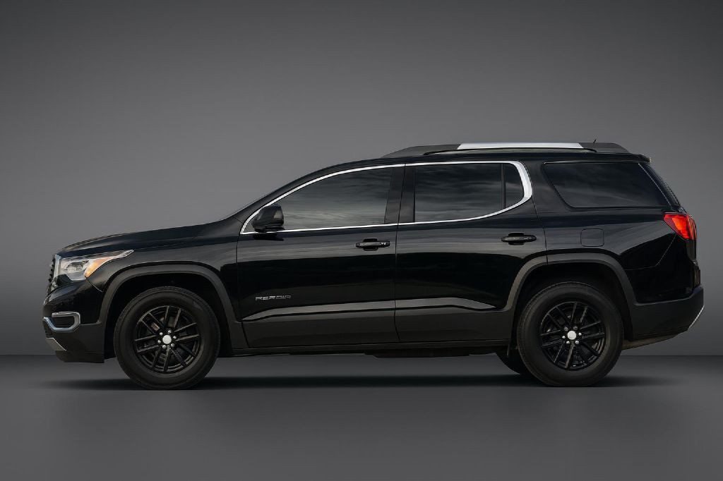 2018 GMC Acadia Image 3
