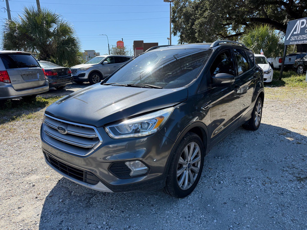 2017 Ford Escape Image 1