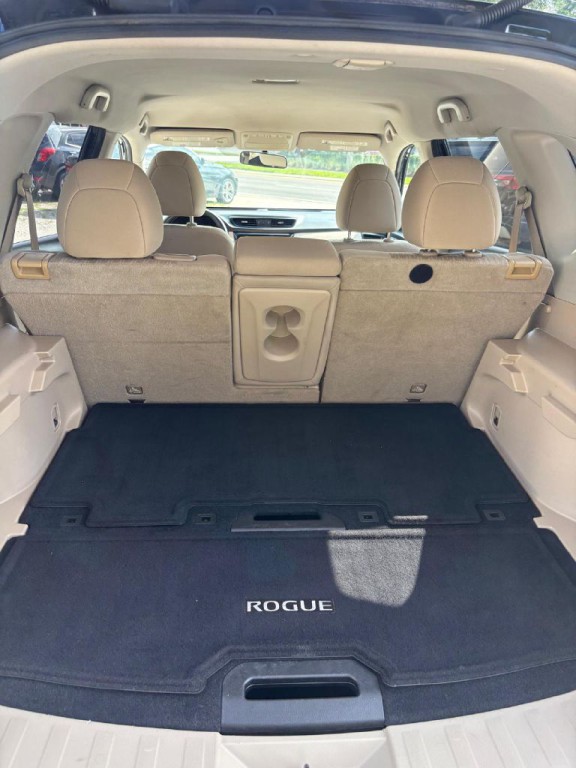 2017 Nissan Rogue Image 11