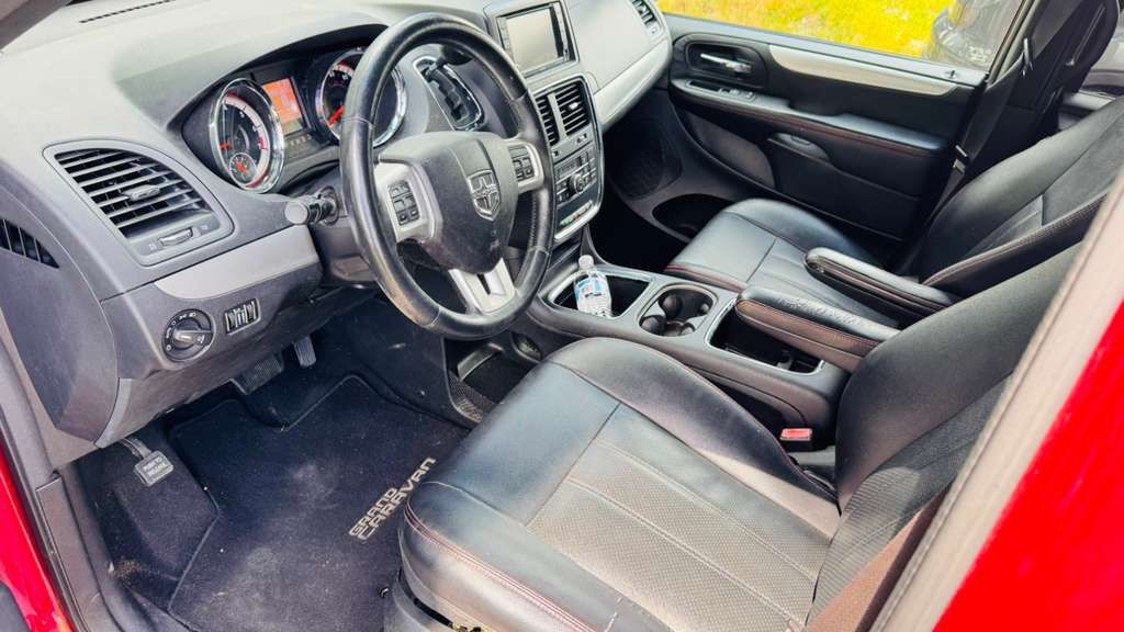 2015 Dodge Grand Caravan Image 5