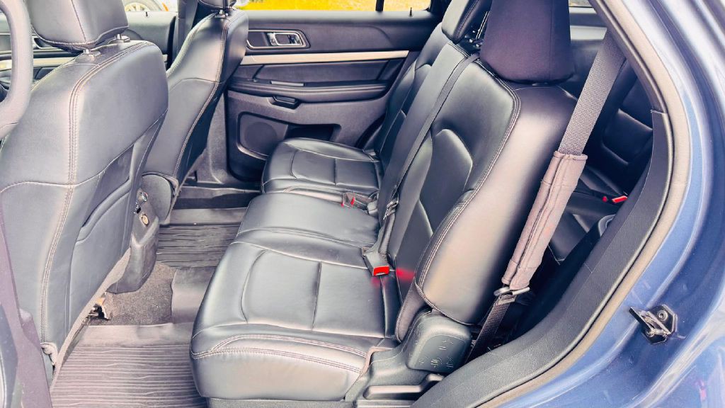 2019 Ford Explorer Image 7