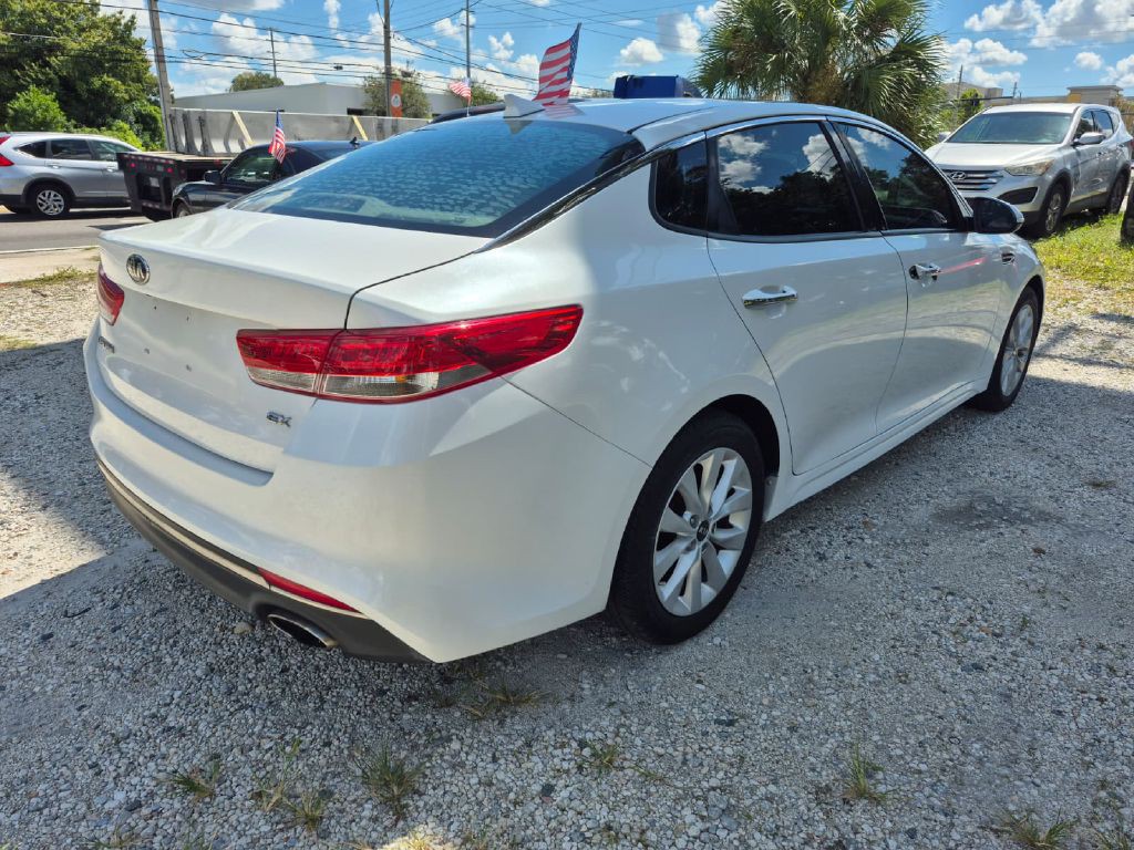 2016 Kia Optima Image 4