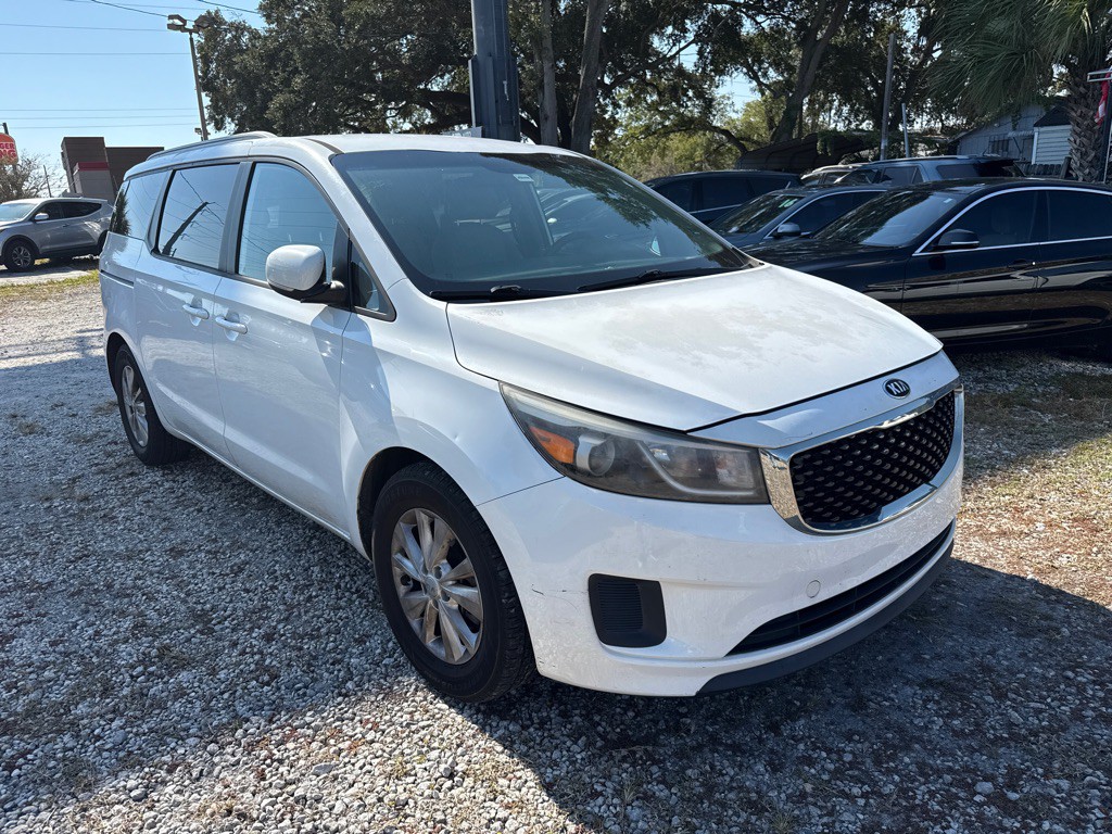 2015 Kia Sedona Image 4