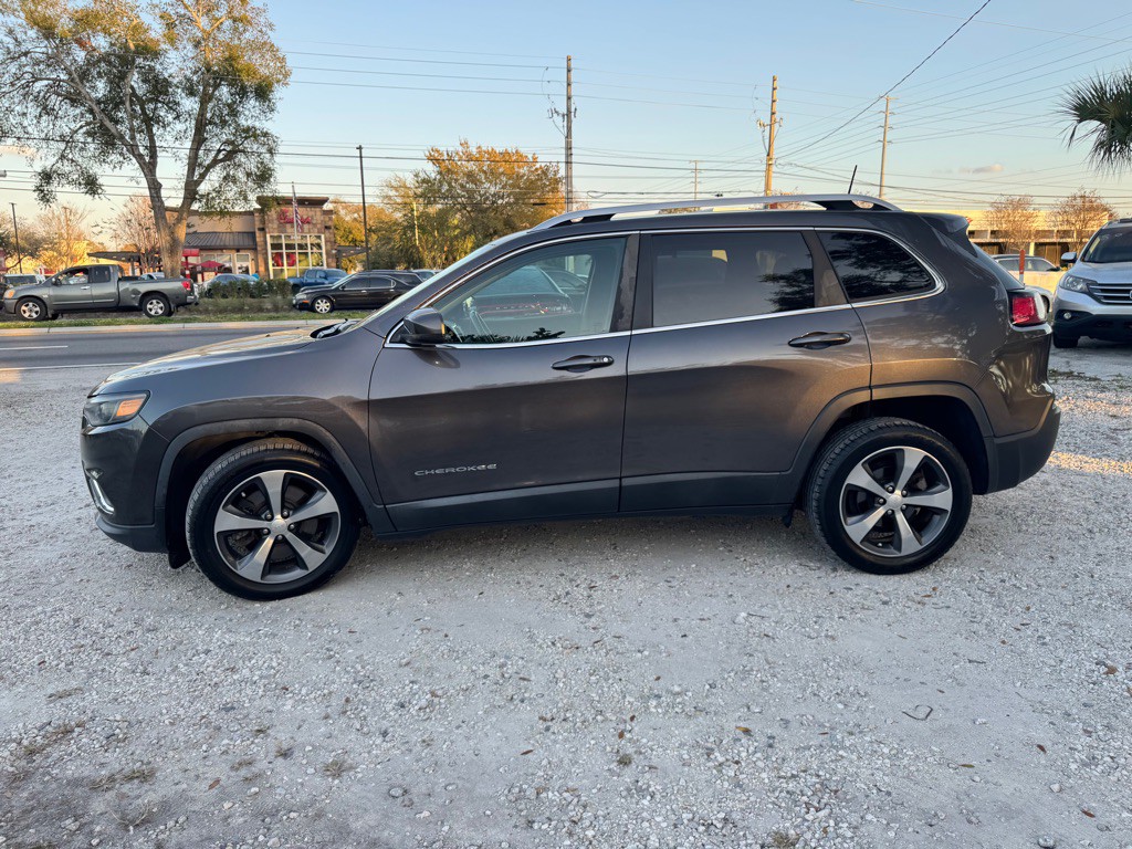 2020 Jeep Cherokee Image 3