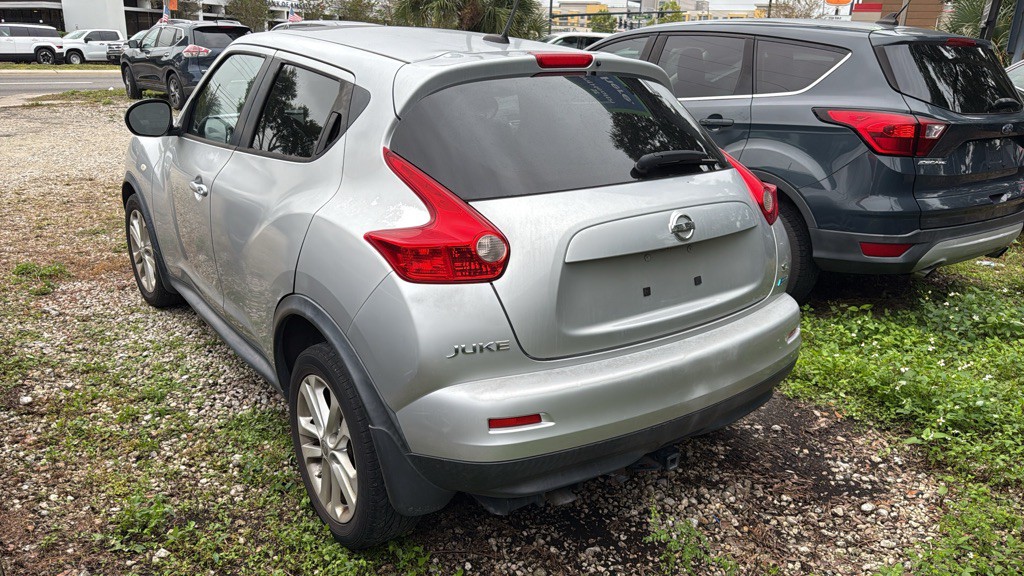 2014 Nissan Juke Image 2