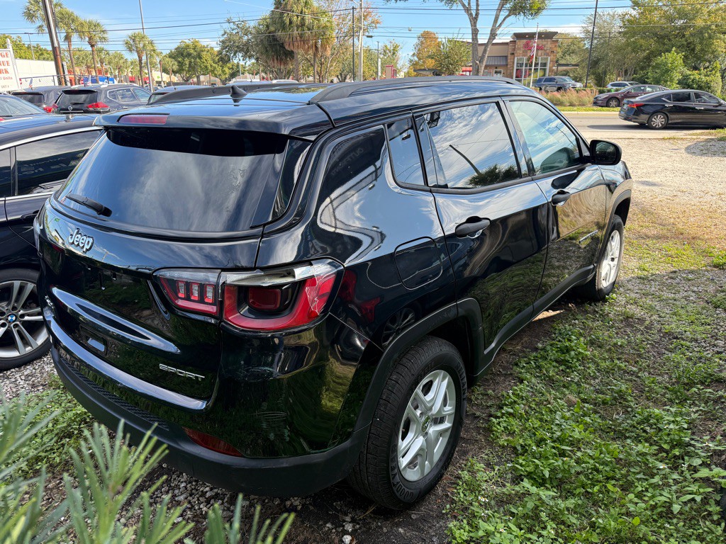 2017 Jeep Compass Image 3