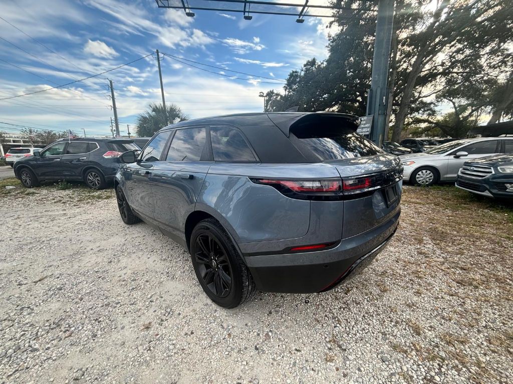 2018 Land Rover Range Rover Image 2