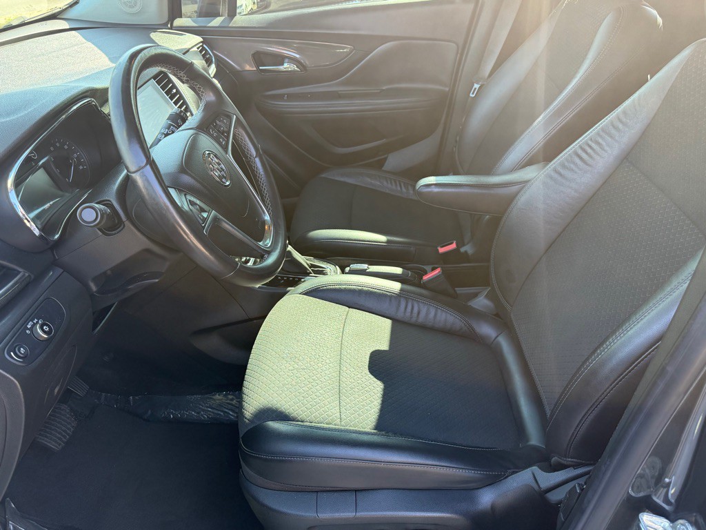 2017 Buick Enclave Image 5