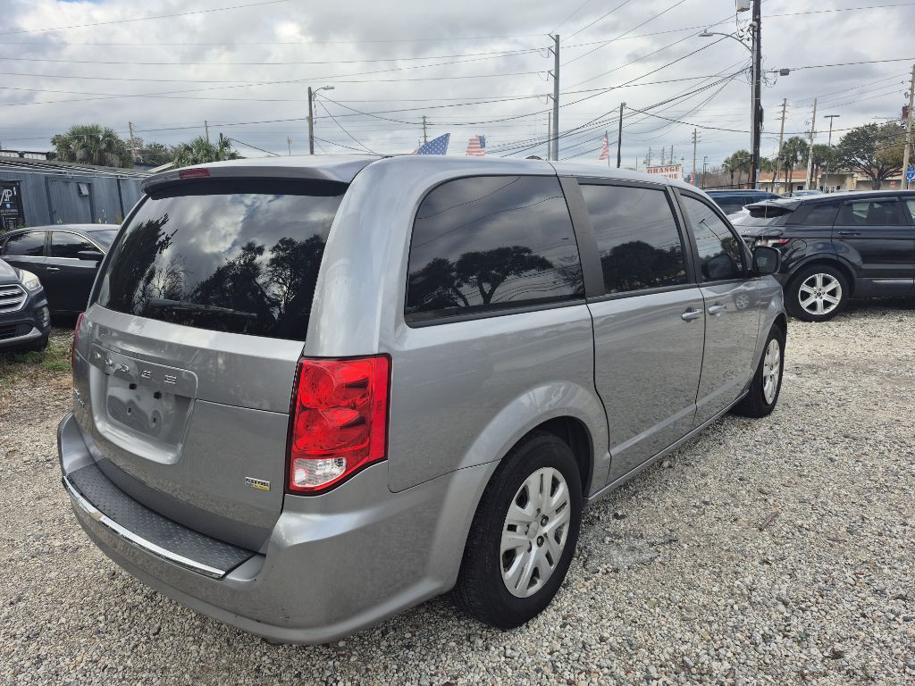 2018 Dodge Grand Caravan Image 3