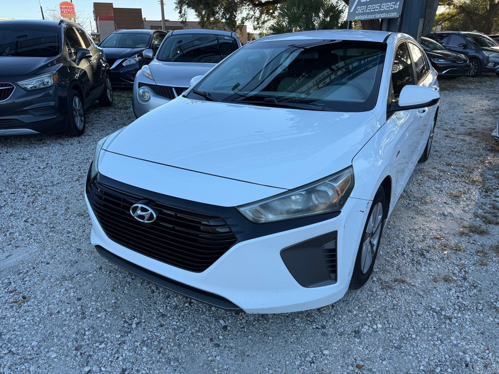 2017 Hyundai Ioniq Image 1