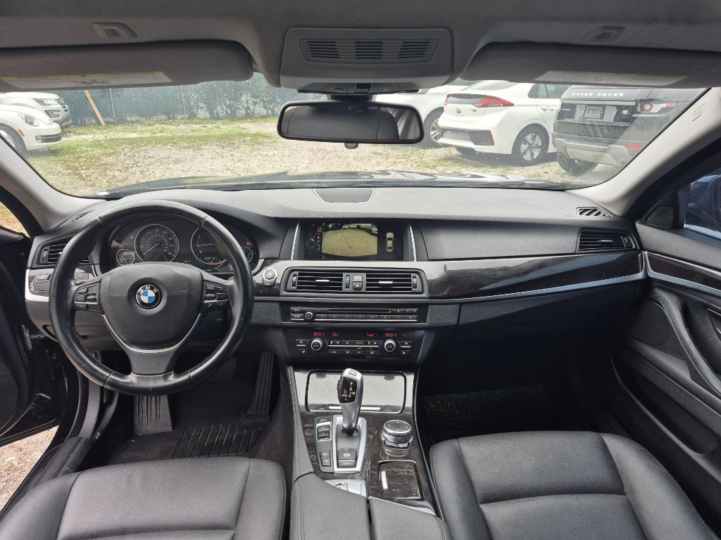 2015 BMW 5 Series Image 14