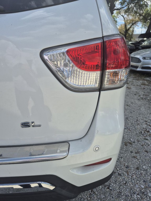 2013 Nissan Pathfinder Image 5