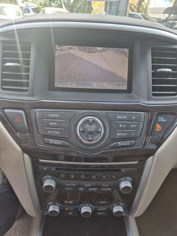 2013 Nissan Pathfinder Image 9