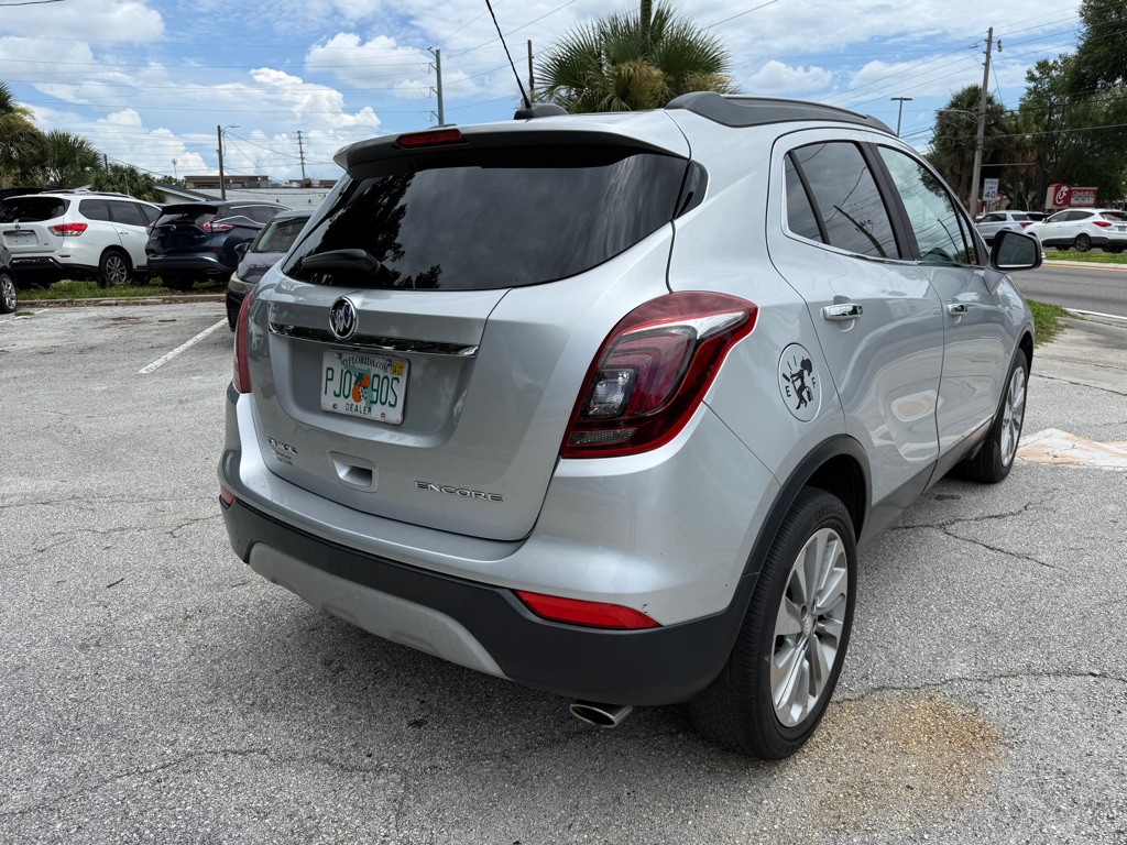 2018 Buick Enclave Image 3