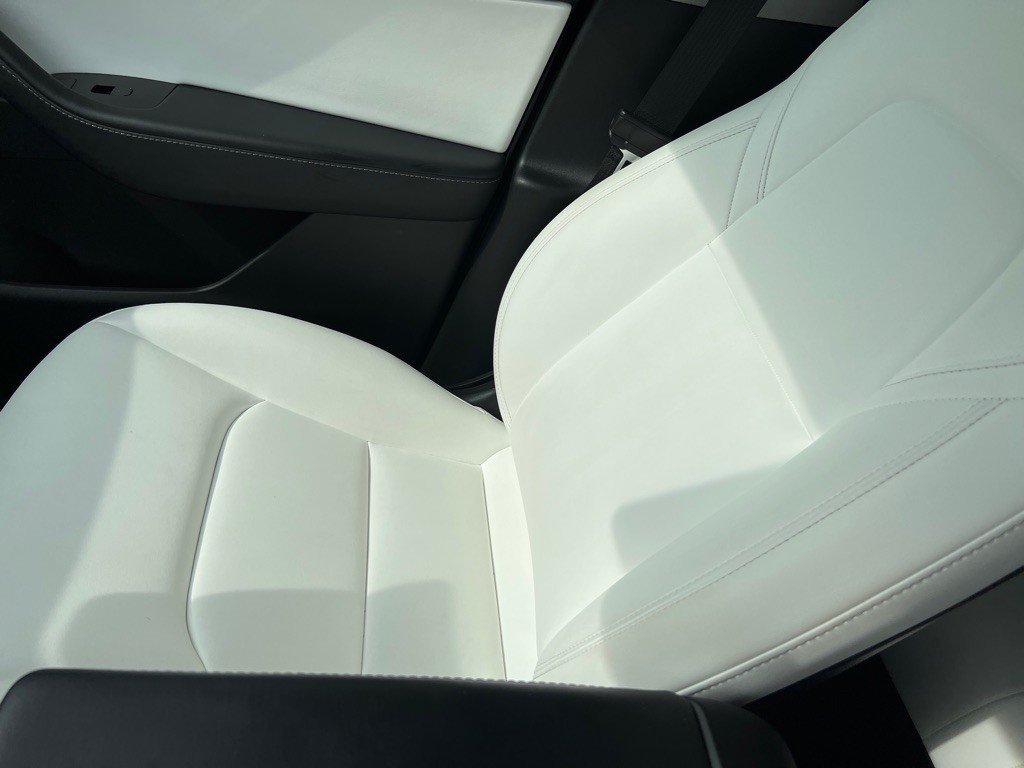 2020 Tesla Model Y Image 16