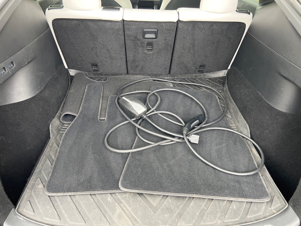 2020 Tesla Model Y Image 24