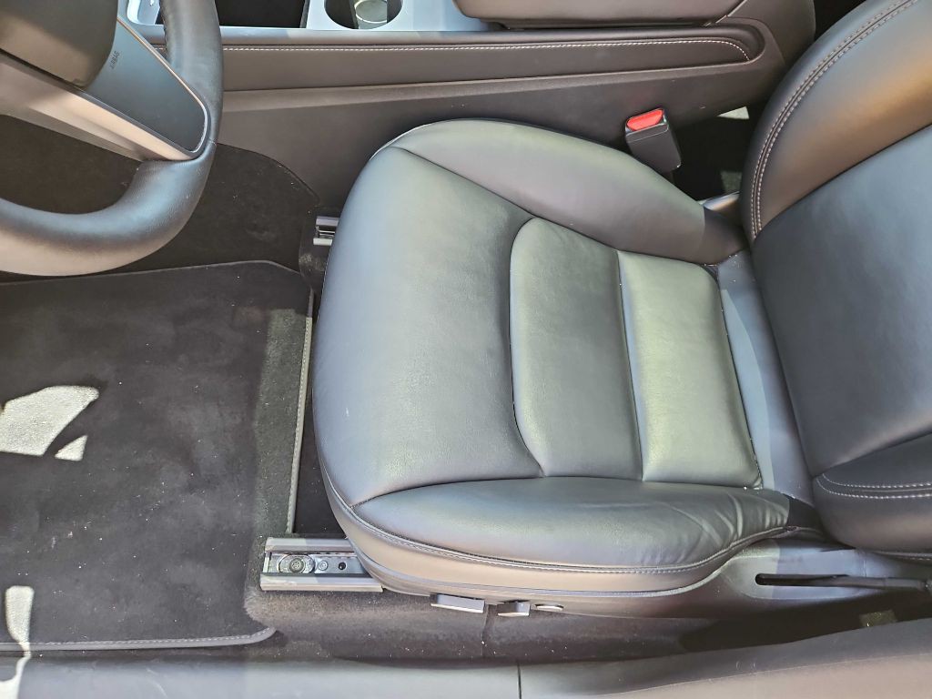 2021 Tesla Model Y Image 11