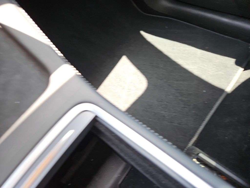 2021 Tesla Model Y Image 14