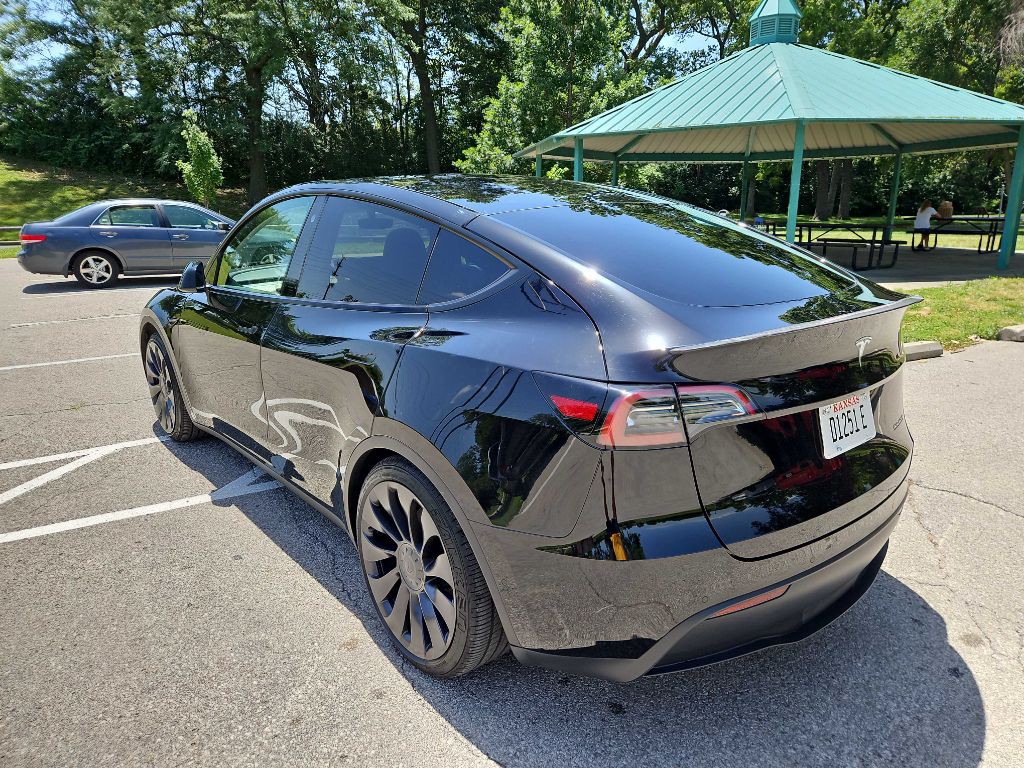 2021 Tesla Model Y Image 5