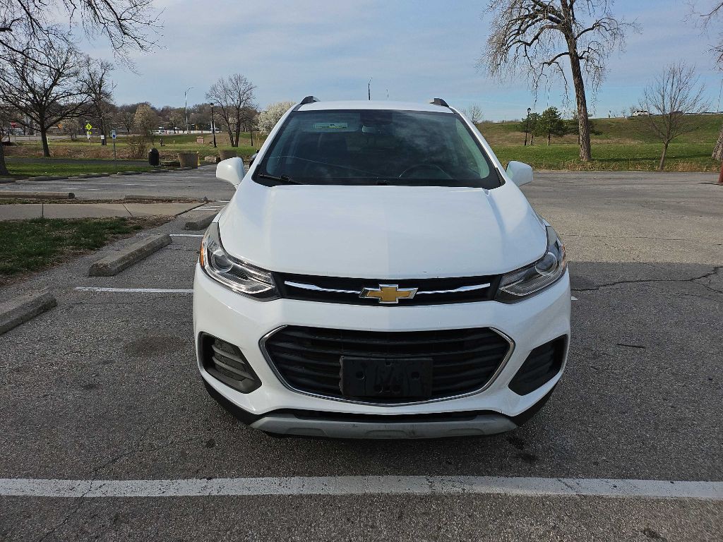 2017 Chevrolet Trax Image 2
