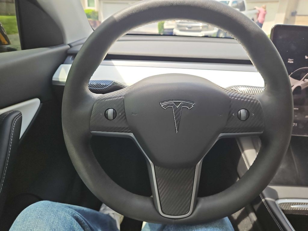 2021 Tesla Model Y Image 25