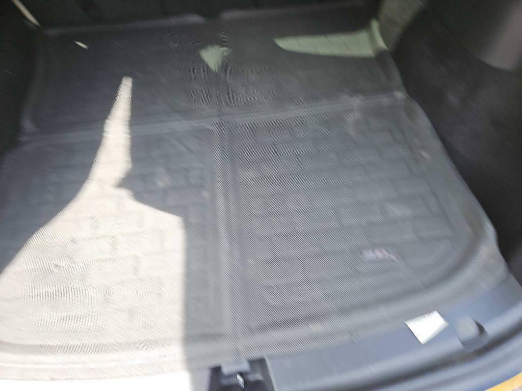 2021 Tesla Model Y Image 26