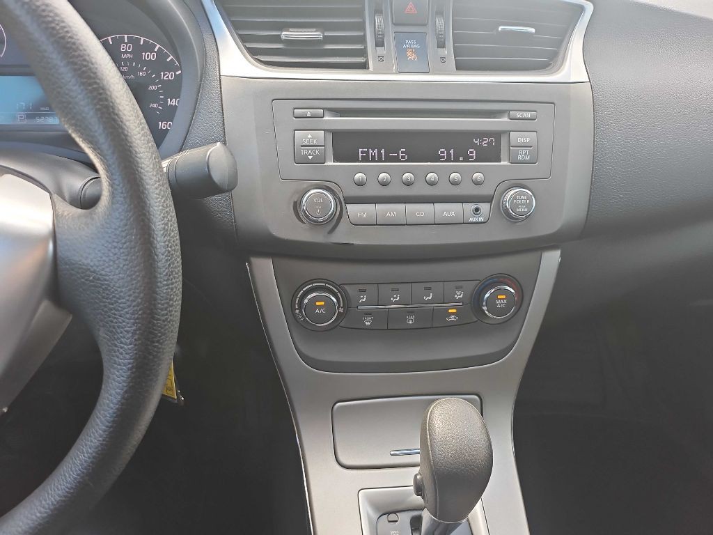 2014 Nissan Sentra Image 15