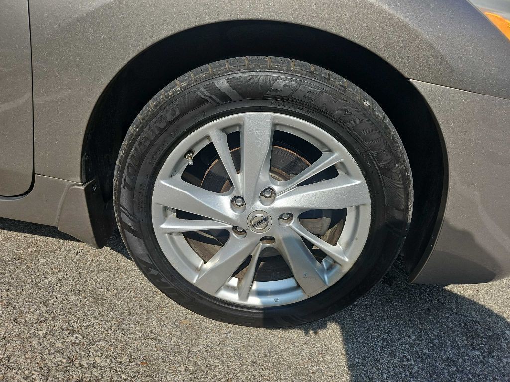 2014 Nissan Altima Image 37