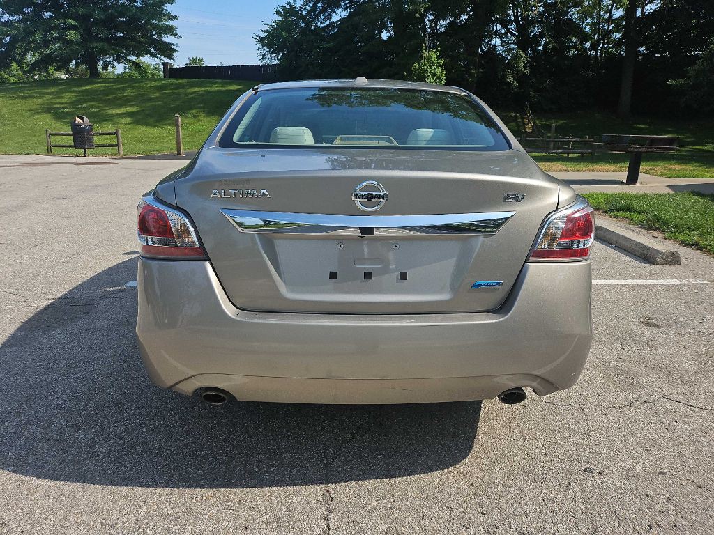 2014 Nissan Altima Image 6