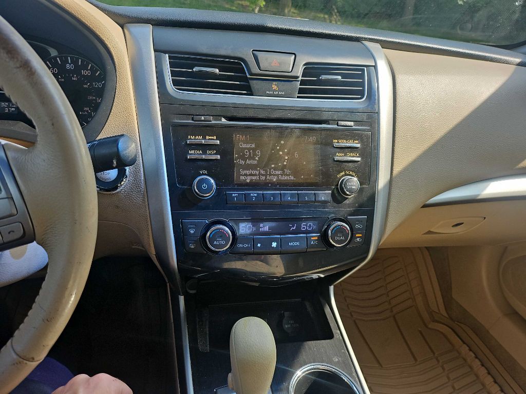 2014 Nissan Altima Image 15