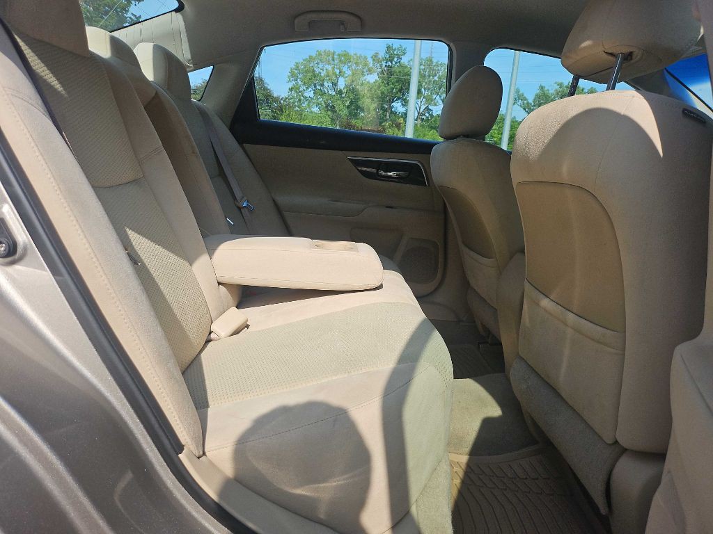 2014 Nissan Altima Image 28