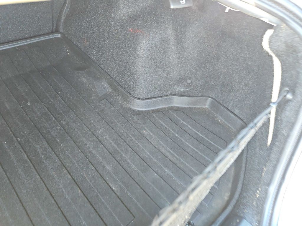 2016 Subaru Legacy Image 36