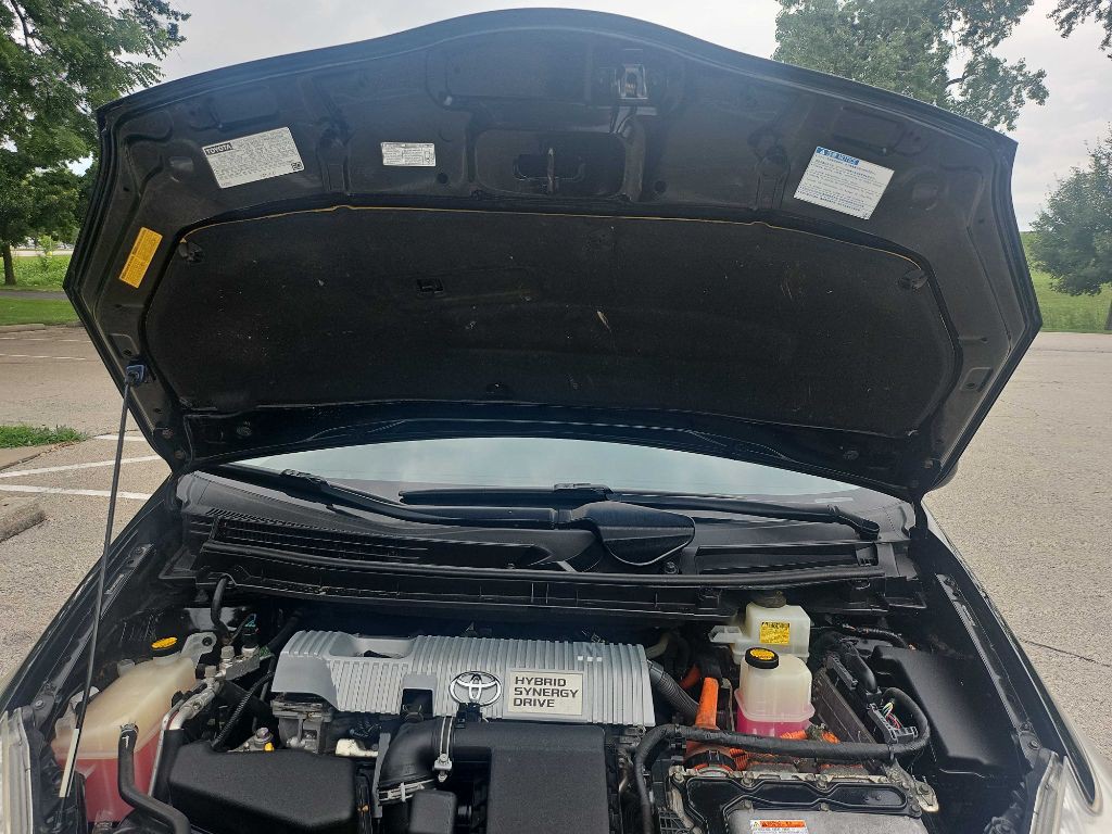 2012 Toyota Prius Image 38