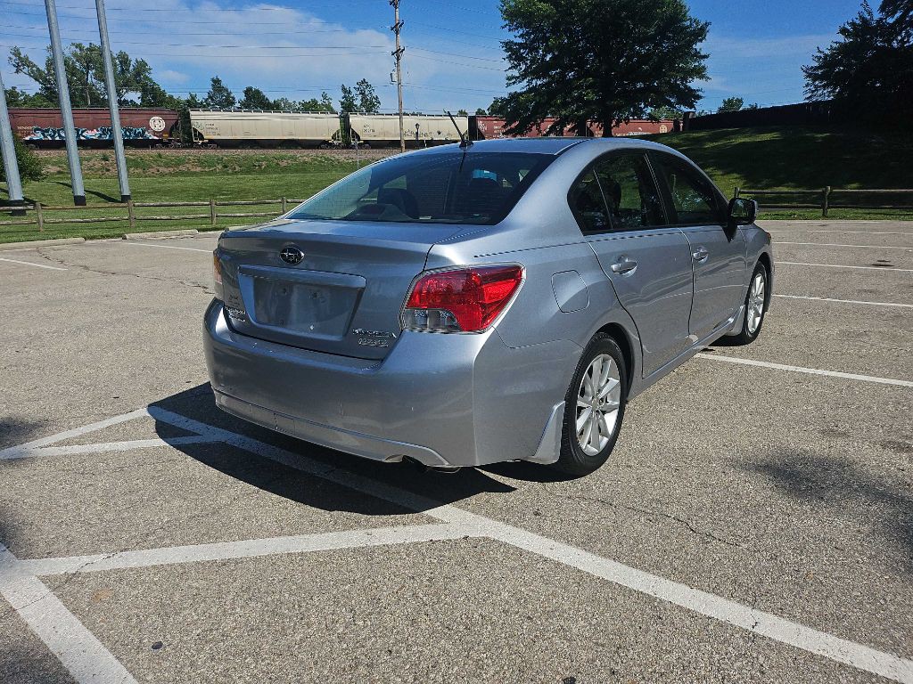 2014 Subaru Impreza Image 5