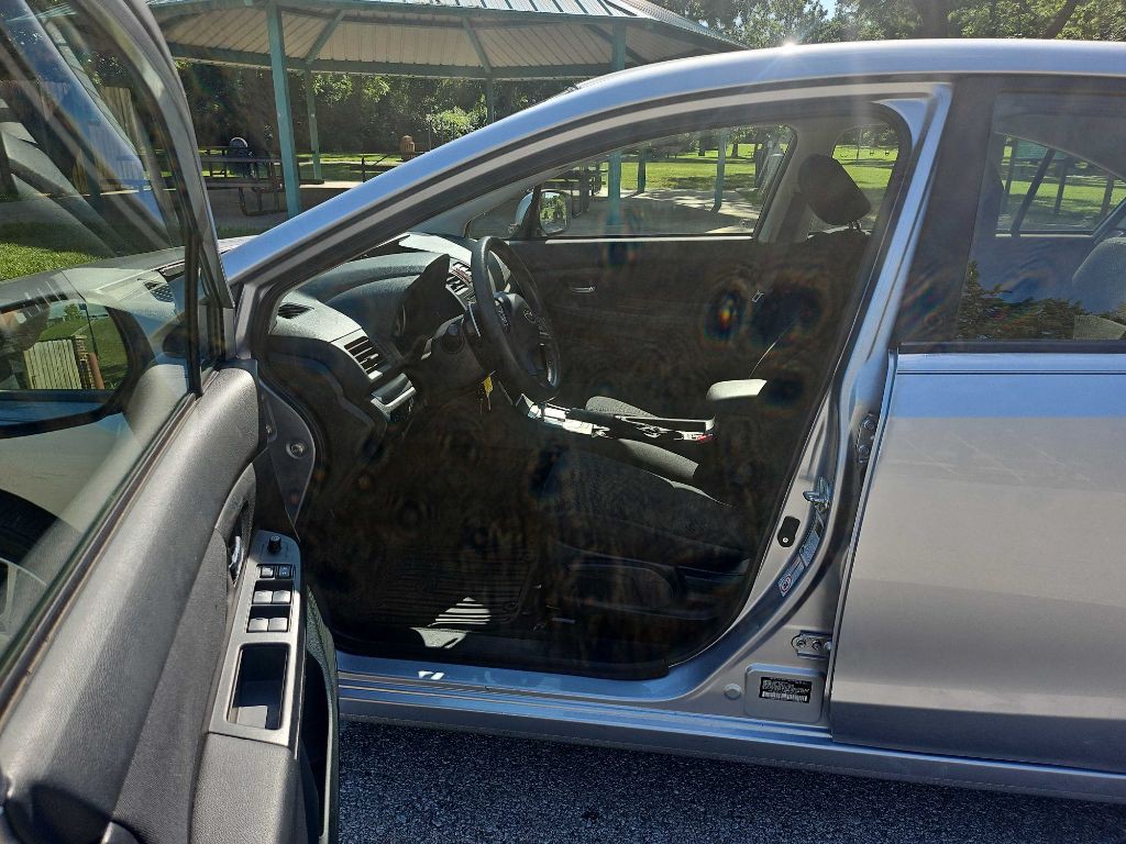 2014 Subaru Impreza Image 10